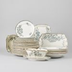 518683 Dinner set